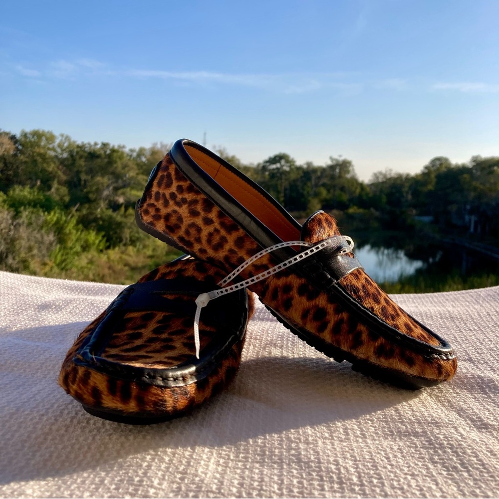 NWT FLAG LTD Leopard Print Moccasins LEATHER UPPER